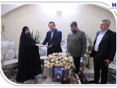 بانک صادرات ایران با تقدیم ۹۶ شهید نماد ایستادگی در کنار مردم است / آغاز افتخارآمیز تدوین تاریخ شفاهی شهدای بانک صادرات ایران