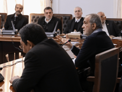 اتخاذ ۴ تصمیم مهم دولت و مجلس برای حمایت از اصناف و بازاریان