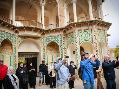 سوختن هزاران بشکه نفت در سایه بی‌برنامه‌گی