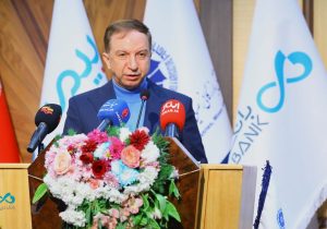 کارت هوشمند نخبگان اقتصادی خدمتی متمایز برای فعالان اقتصادی شاهد و ایثارگر