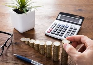 شعار برای جوانان، پول برای دیگران