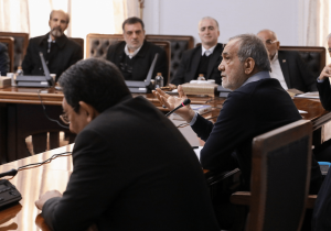 اتخاذ ۴ تصمیم مهم دولت و مجلس برای حمایت از اصناف و بازاریان