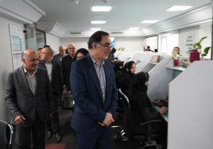 بازدید رئیس بنیاد شهید و امور ایثارگران از بیمه دی؛ تقدیر از خدمت رسانی بیمه دی و تأکید بر لزوم ارتقای خدمات به جامعه ایثارگری