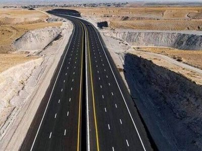 عملیات نگهداری و ایمنسازی جادهای در شبکه آزادراهی اجرا شد