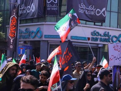 خادمی به سبکِ کارکنان بانک دی در مسیر وداع