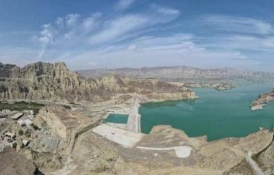 راه‌اندازی تصفیه‌خانه و ایستگاه‌های پمپاژ آب برای آبرسانی به ۵۵ روستای سواحل مکران