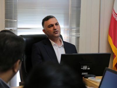 با حضور رئیس مرکز روابط عمومی و اطلاعرسانی بانک ملی ایران /نشست هماهنگی مدیران روابط عمومی شرکتهای تابعه هلدینگ آیندهپویا برگزار شد